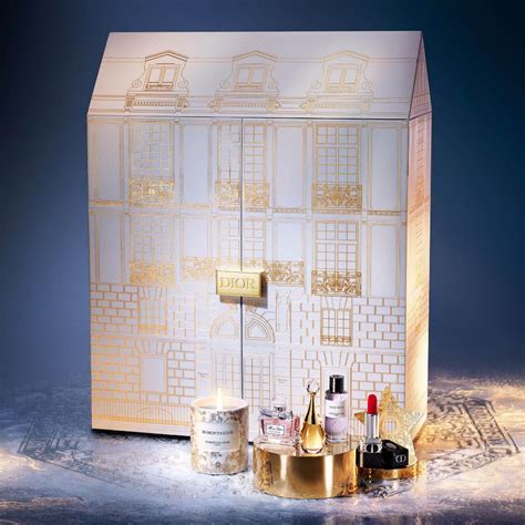 kalendarz adwentowy dior|montaigne dior advent calendar.